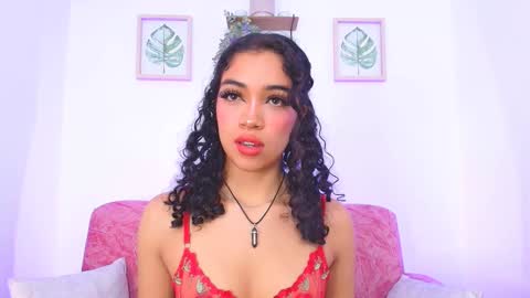 Sara Jhonson  online show from 5, 2, 2025