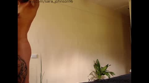 sara_johnson__ online show from 23, 1, 2025