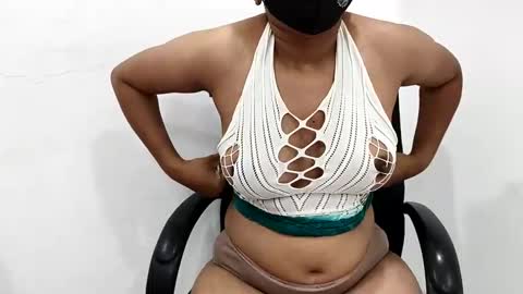Snapshot of sara_kajal000 chatting on 9, 6, 2026 sara kajal online show from 9, 6, 2026