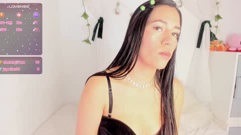 Sara  online show from 25, 1, 2025