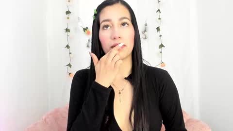 Sara  online show from 2, 3, 2025