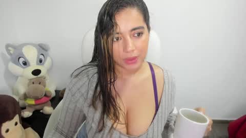 sarah  LIZCANO....... online show from 28, 12, 2024