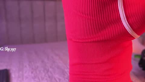 sara_lopee1 online show from 4, 6, 2026