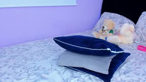 Sara Mendez online show from 12, 3, 2025