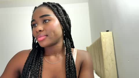 Snapshot of sara_muscle chatting on 26, 4, 2026 Sara online show from 26, 4, 2026