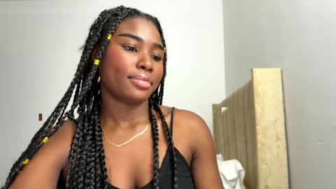 Snapshot of sara_muscle chatting on 5, 5, 2026 Sara online show from 5, 5, 2026
