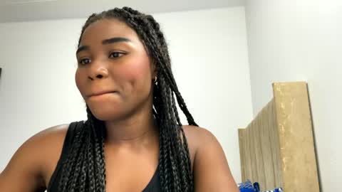 Snapshot of sara_muscle chatting on 22, 5, 2026 Sara online show from 22, 5, 2026