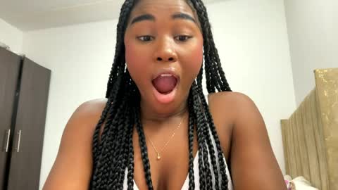 Snapshot of sara_muscle chatting on 29, 5, 2026 Sara online show from 29, 5, 2026