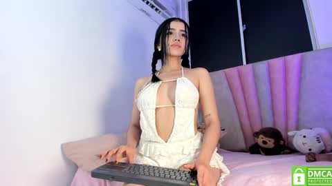 Sara  online show from 7, 6, 2026