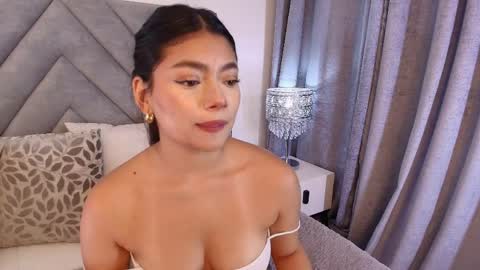 sara_owens7 online show from 1, 4, 2026