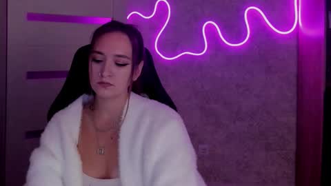 Sara online show from 2, 10, 2025