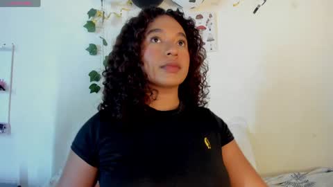 sara sofia online show from 10, 12, 2024