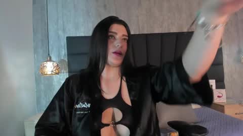 Snapshot of sara_stone17 chatting on 24, 2, 2025  -  online show from 24, 2, 2025