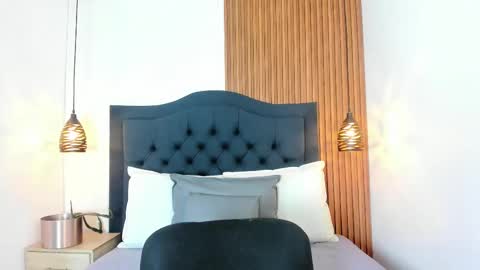 Snapshot of sara_stone17 chatting on 24, 9, 2025  -  online show from 24, 9, 2025