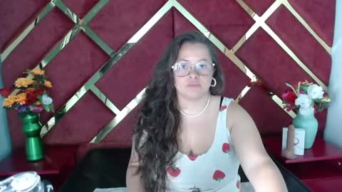sara_thonson_ online show from 22, 1, 2025