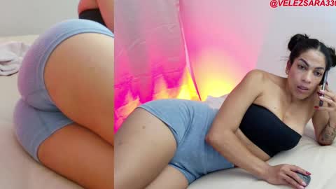 Snapshot of sara_velez_40 chatting on 16, 2, 2025 sara velez online show from 16, 2, 2025