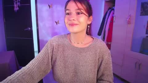 Snapshot of sara_wish_ chatting on 5, 12, 2024 Bri online show from 5, 12, 2024