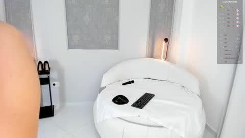 Snapshot of saraa_cute1 chatting on 5, 2, 2026 Saraa Gomez online show from 5, 2, 2026