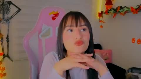 Snapshot of saraa_ramirez chatting on 18, 10, 2025 Sarah Ramirez online show from 18, 10, 2025