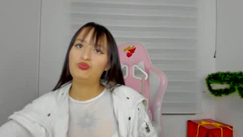 Sarah Ramirez online show from 24, 11, 2025