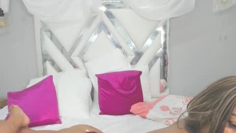 Snapshot of saraajhons chatting on 8, 1, 2025 Sara online show from 8, 1, 2025
