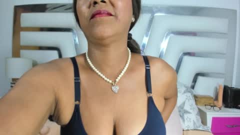 Snapshot of saraajhons chatting on 21, 2, 2025 Sara online show from 21, 2, 2025