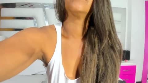 Snapshot of saraajhons chatting on 23, 2, 2025 Sara online show from 23, 2, 2025