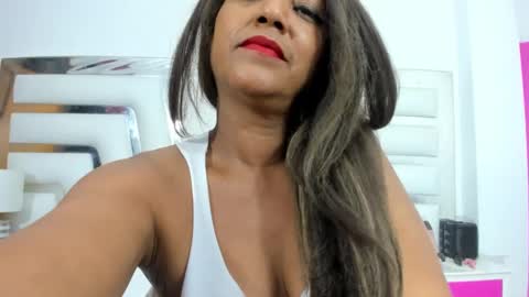 Snapshot of saraajhons chatting on 23, 2, 2025 Sara online show from 23, 2, 2025