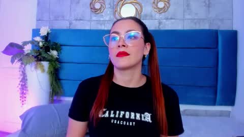 Snapshot of saraalvarezx chatting on 6, 3, 2026 Sara Alvarezx online show from 6, 3, 2026
