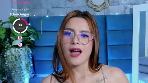 Snapshot of saraalvarezx chatting on 5, 7, 2026 Sara Alvarezx online show from 5, 7, 2026