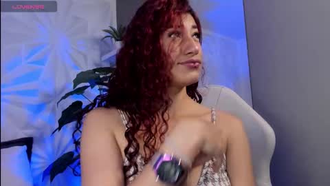 Snapshot of saraandsofi02 chatting on 6, 11, 2025 sofia gomez420 online show from 6, 11, 2025