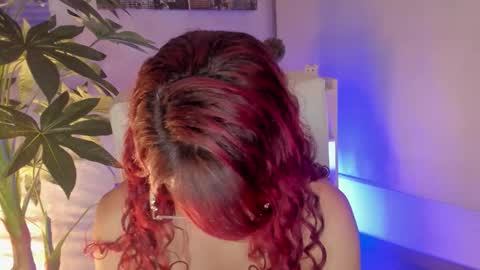 Snapshot of saraandsofi02 chatting on 7, 11, 2025 sofia gomez420 online show from 7, 11, 2025