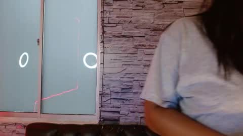 Snapshot of saraapril_1 chatting on 20, 1, 2025 SARAHGIL online show from 20, 1, 2025