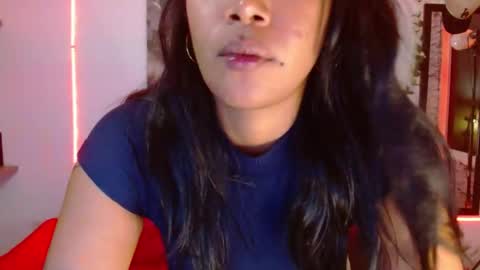Snapshot of saraapril_1 chatting on 23, 1, 2025 SARAHGIL online show from 23, 1, 2025