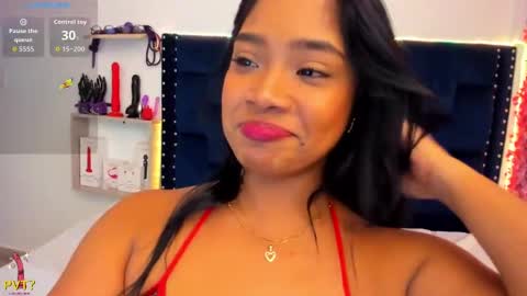 Snapshot of saraapril_1 chatting on 24, 9, 2025 SARAHGIL online show from 24, 9, 2025