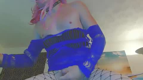 saraboycd9 online show from 5, 10, 2025