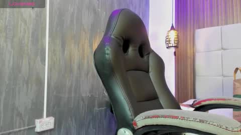   online show from 18, 1, 2026