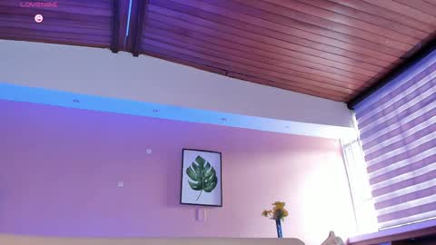 Sara  Everyday From 1430 to 2130 Col Time online show from 28, 2, 2025