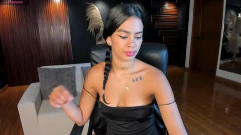 Sara  Everyday From 1430 to 2130 Col Time online show from 20, 12, 2025