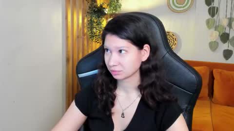 SaraDenars online show from 13, 11, 2025