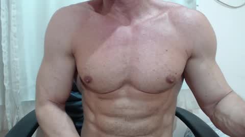 saradorj92 online show from 18, 9, 2025