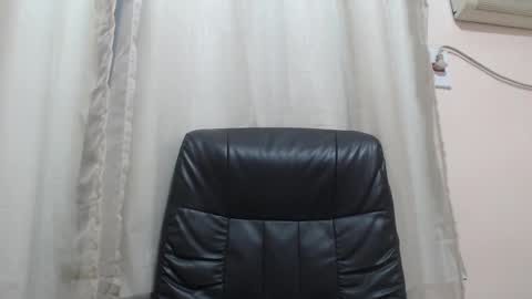 saradorj92 online show from 9, 11, 2025