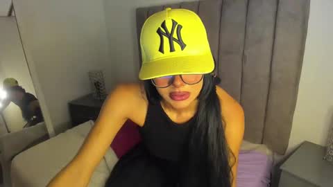 Snapshot of sarah__bigboobs chatting on 22, 1, 2025 sarah__bigboobs online show from 22, 1, 2025
