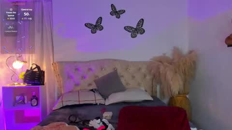 Snapshot of sarah_bali chatting on 4, 12, 2025 Sarah Valkiria IG Sar lanister online show from 4, 12, 2025