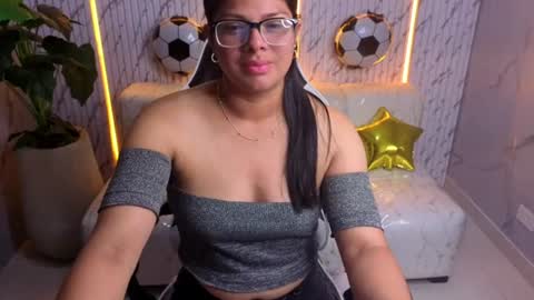 sarah_bay_tx online show from 27, 6, 2026