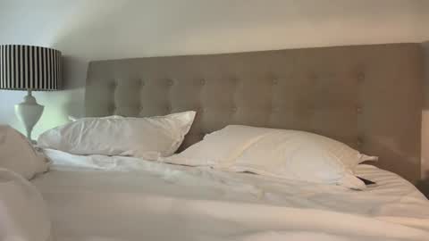 Sarah Heart Aus online show from 10, 1, 2025