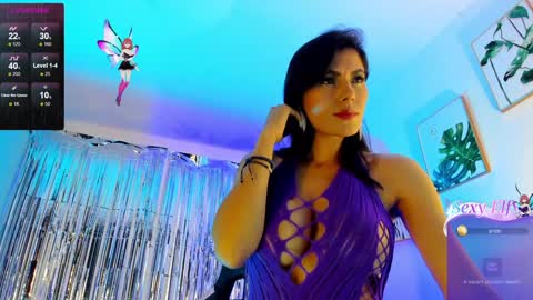 INSTAGRAM...sarah22 p online show from 5, 2, 2025