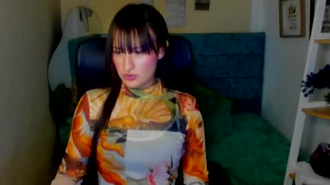 Sarah Ramirez online show from 15, 12, 2024