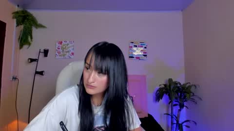 Sarah Ramirez online show from 13, 2, 2025