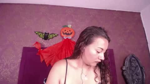 sarah_skys online show from 18, 10, 2025